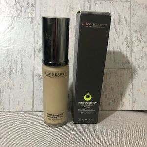 NWOT juice Beauty Illuminating Primer